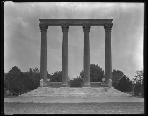 Columns at Greenhill, Elmendorf