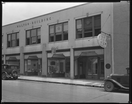Lexington Auto Club; 318 East Main, exterior (I.H. Stern Building Specialties, R.W Carmichael Linoleum)