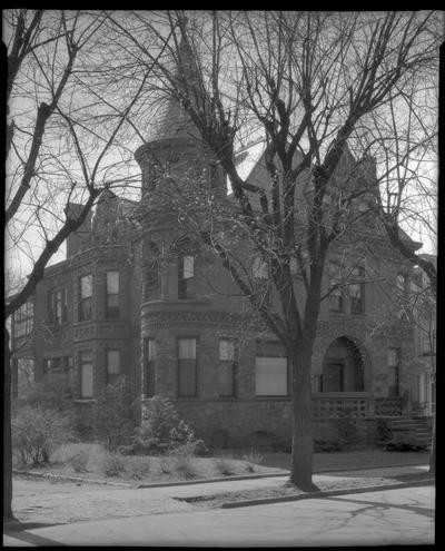 House at 416 West Third Street; exterior