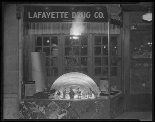 Lafayette Drug Company, 200 East Main; exterior window