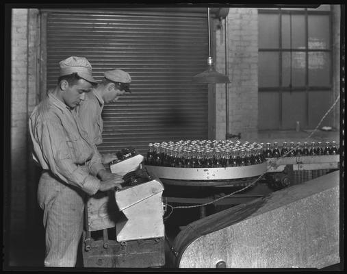 Coca-Cola Bottling Works, 541 West Short; interior