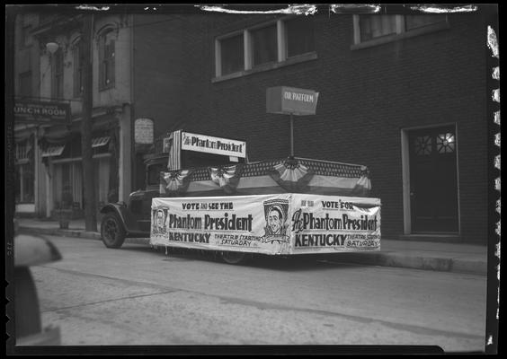 Kentucky Theatre (movie theater); promotional car for 