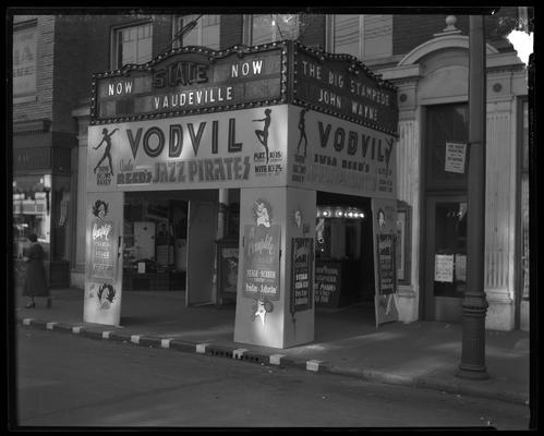 State Theatre (movie theater), 220 East Main, exterior; lobby entrance decorated to promote 