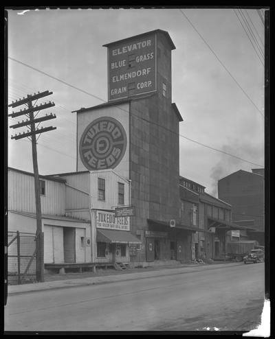 Bluegrass Elmendorf Grain Company (Blue-Elm Feeds); 317 Henry, exterior