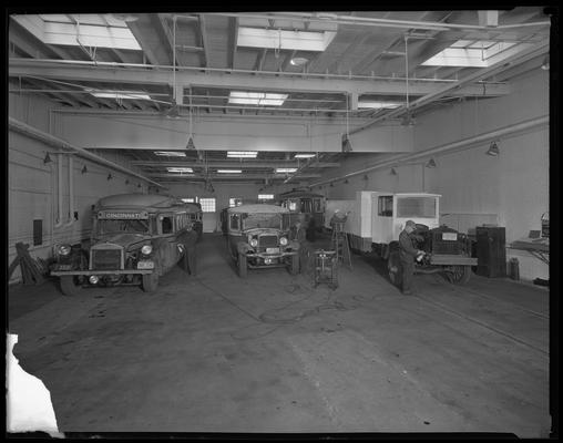 Consolidated Coach Corporation, new garage interior; 801 North Limestone