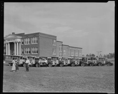 Fayette County School Bus, International Harvester Company; Picadome High School (Hicks Body Company; Lebanon, Indiana)