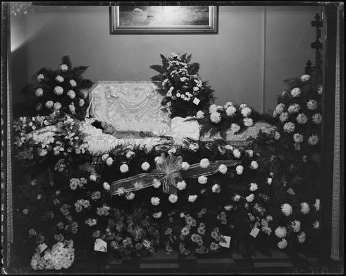 Mrs. Jon Hickey (corpse); Kerr Brothers Funeral Home, 465 East Main