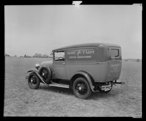 Lexington Utilities Company (101 North Broadway, corner West Main); truck, Home and Farm Services Department