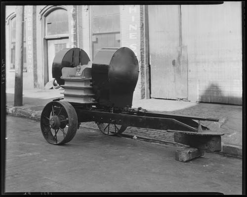 Wilson Machinery & Supply Company, 139-141 North Mill Street; crusher