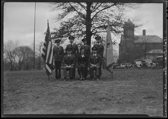 Military; companies, groups in uniform (ROTC)