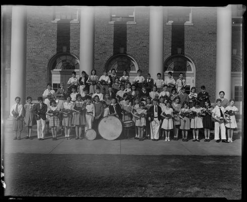 Skinner, Mrs.; school band (orchestra) at Henry Clay High School (701 East Main)
