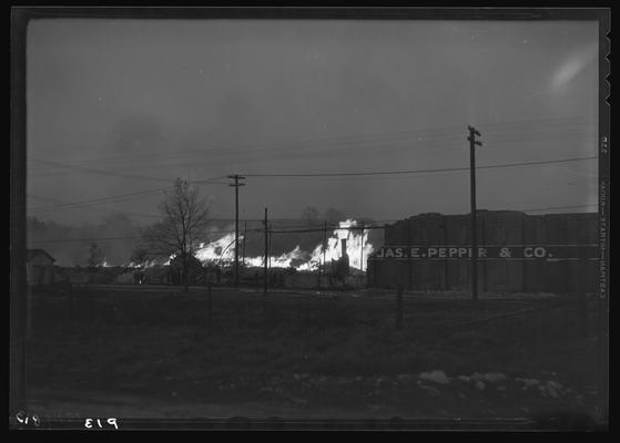 James E. Pepper Company (bourbon whiskey distillery); fire scenes