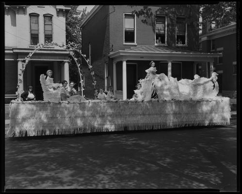 Zeta Tau Delta; swan float