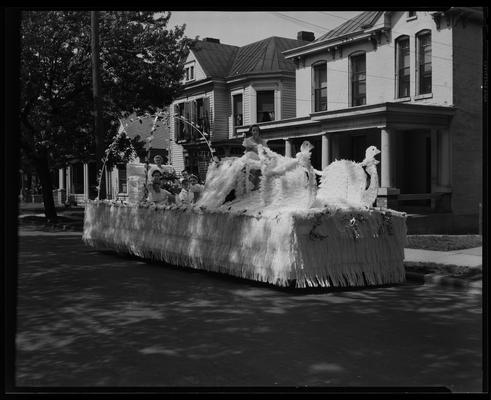 Zeta Tau Delta; swan float