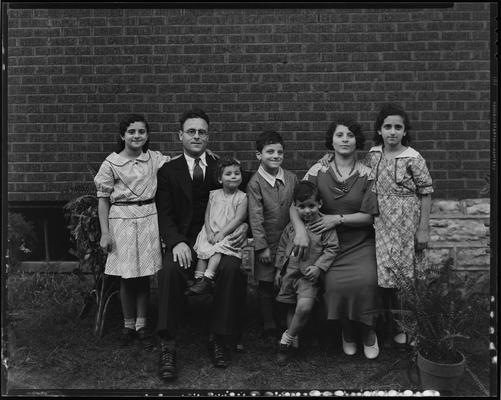 Jim Hart (Hack) and family; 618 Price Avenue