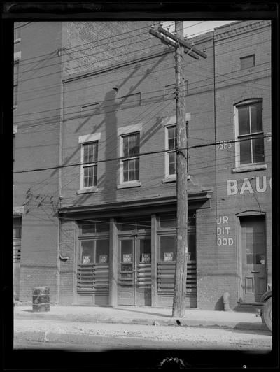 Old March building; 416 418 420 West Short, 340 West Main, exterior