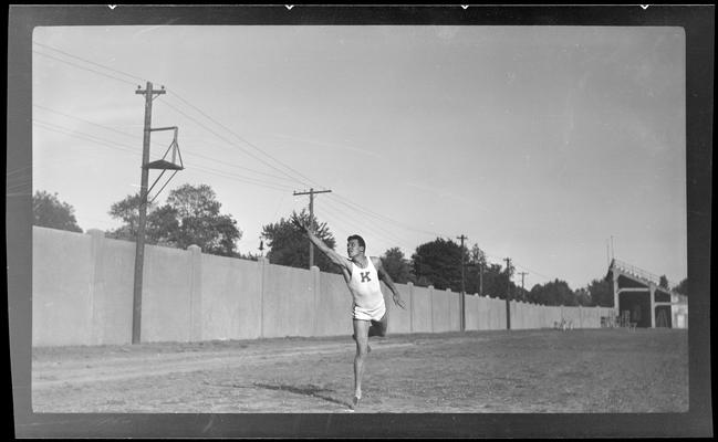 Sprinter (track and field) (Kentuckian, 1937) (University of Kentucky yearbook)