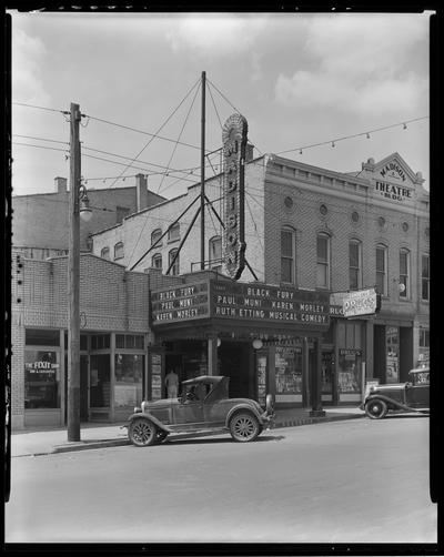 Bourbon Theatre (movie theater), 823 Main, Paris, KY; exterior from street