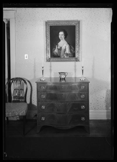 Kathleen (Catherine?) Turner; antique shop (120 Walton Avenue)