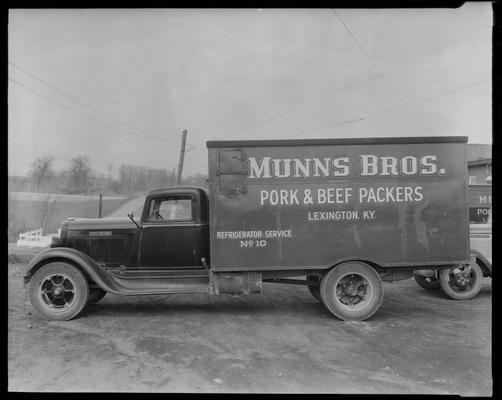 Munns Brothers, Pork and Beef packers (wholesale meats, Leestown Pike) truck