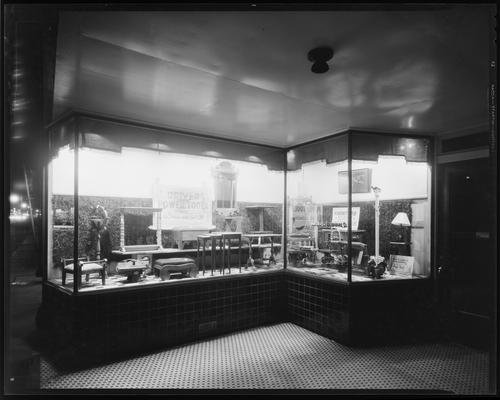 Van Deren Hardware, 340 West Main; window (Driver Power Tools)