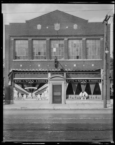 Spic-n-Span (grocery store); exterior