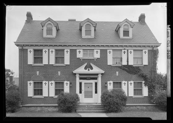 Sigma Chi house, exterior (1936 Kentuckian)