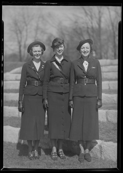 unidentified military women (1936 Kentuckian)