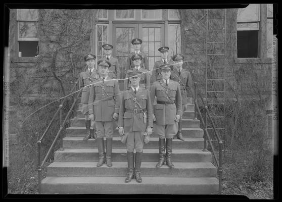 Unidentified military group (1936 Kentuckian)