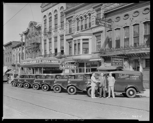 Peerless Laundry & Dry Cleaning, 149 North Broadway; Chevrolet trucks (J.H. Templeman Piano Company, Lexington Opera House, Ellis Drugs)