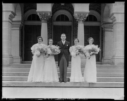 Adath Israel Temple, 130 North Ashland Avenue; group (bridesmaids?)