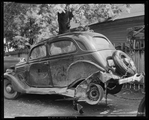 Penney's Service Station, 199 Georgetown; wrecked car (Travelers Insurance Company)