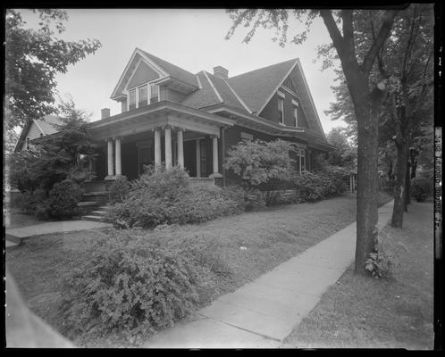 Leonard Shouse Jr., home; 55 Mentelle Park corner of Cramer, exterior