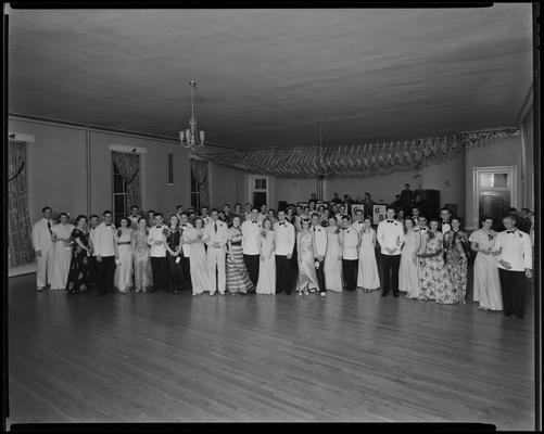 Phi Kappa Tau, 276 South Limestone; couples on dance floor