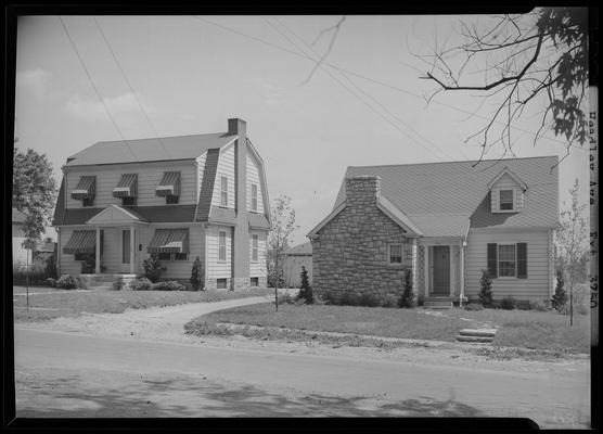 Headley Avenue Extension; houses beside road