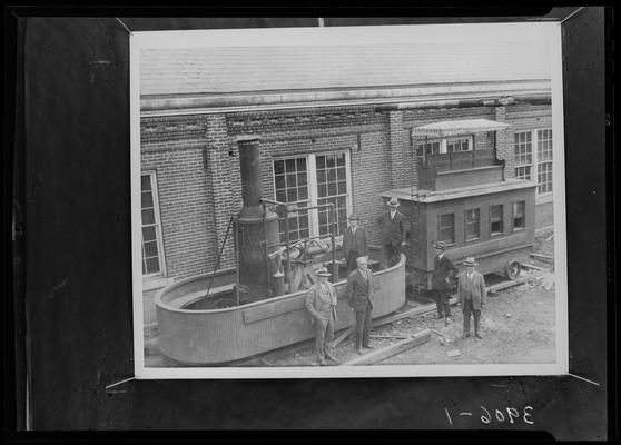 Old Railroad; engine & coach and Main Street, Lexington & Ohio Railroad