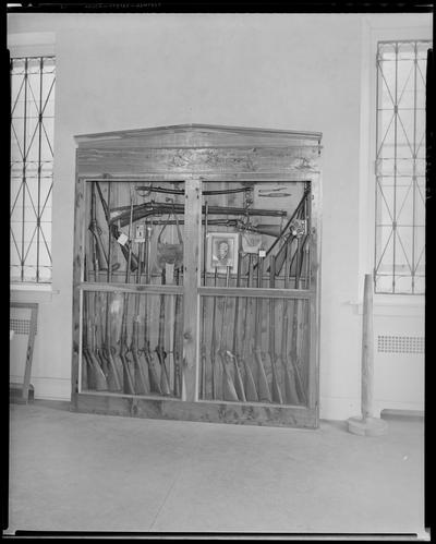 Blue Licks Memorial Park; display case with rifles