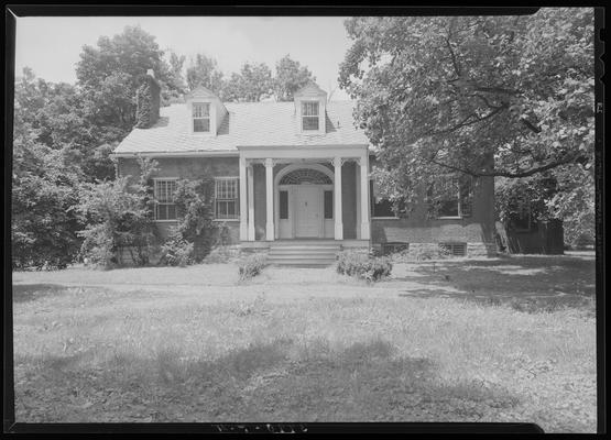 Woodlawn Farm, Tom Holt; exterior of home, front view