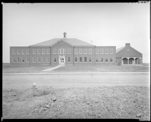Kenwick School (Henry Clay Boulevard); exterior of building
