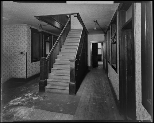 Franklin Pioneer Corporation building; 139 North Limestone; interior, staircase and hallway