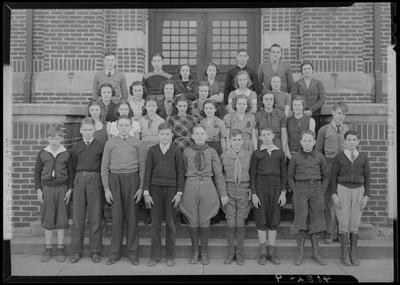 Versailles High School; Eighth (8th) grade, grade eight (8), group portrait on steps of building