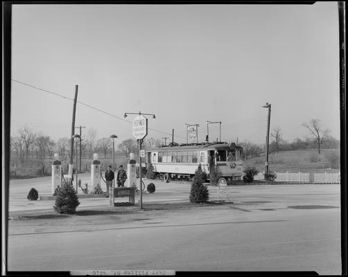 (Earl M.) Carr Filling Station (North Broadway and Belt Line); gas station, 