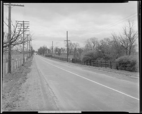 Kentucky Utilities Company (167 West Main Street); road scenes, highway (hwy) 25, view of the road and electric utility poles