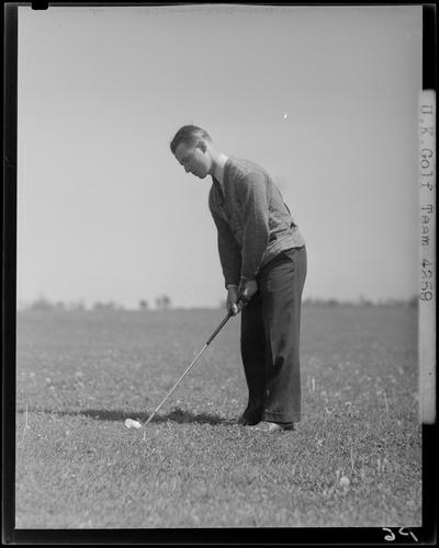 University of Kentucky Golf Team (1940 Kentuckian) (University of Kentucky); individual holding club
