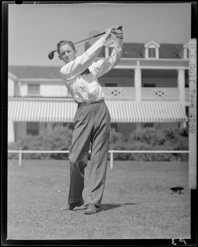 University of Kentucky Golf Team (1940 Kentuckian) (University of Kentucky); individual swinging club