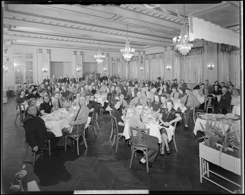 Southeastern Greyhound Lines; banquet, drivers (bus) and family dining in the banquet hall