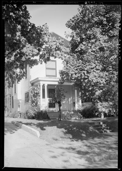 Delta Delta Delta house, (1940 Kentuckian) (University of Kentucky); exterior, front view of house, street number 329