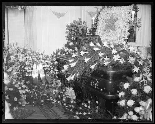 Jonas Weil; corpse, open casket with flowers