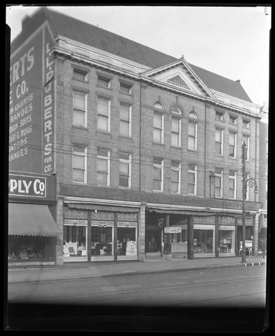 L.L. Roberts Furniture Company; exterior; 425, 425, 427, 428,429 West Main