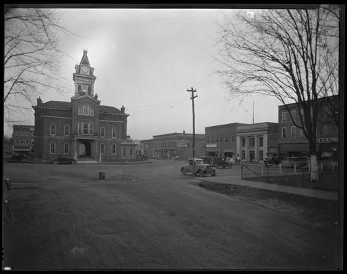 Texas Louisiana Power Company (Columbia, Kentucky); courthouse, town square